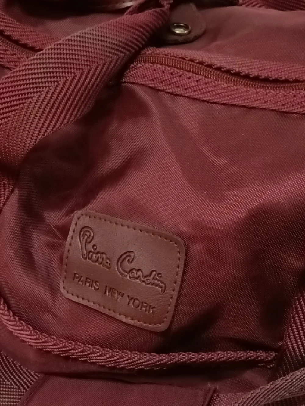 Pierre Cardin spacious duffel
